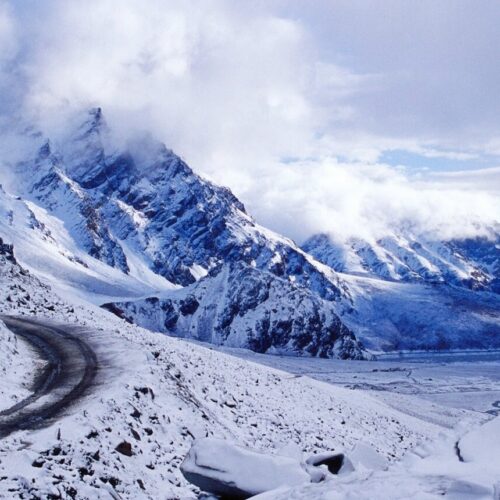 Kashmir From Delhi Tour Package 3 Nights 4 Days | Srinagar Gulmarg Pahalgam Tour